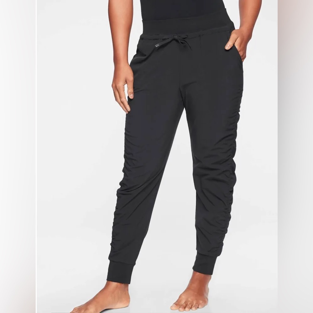 Athleta Black Attitude Pant